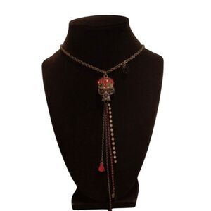 Betsey Johnson Skull necklace